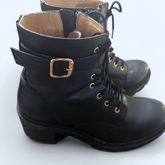 Black vegan Leather Ankle Boots - Picture 2 of 4